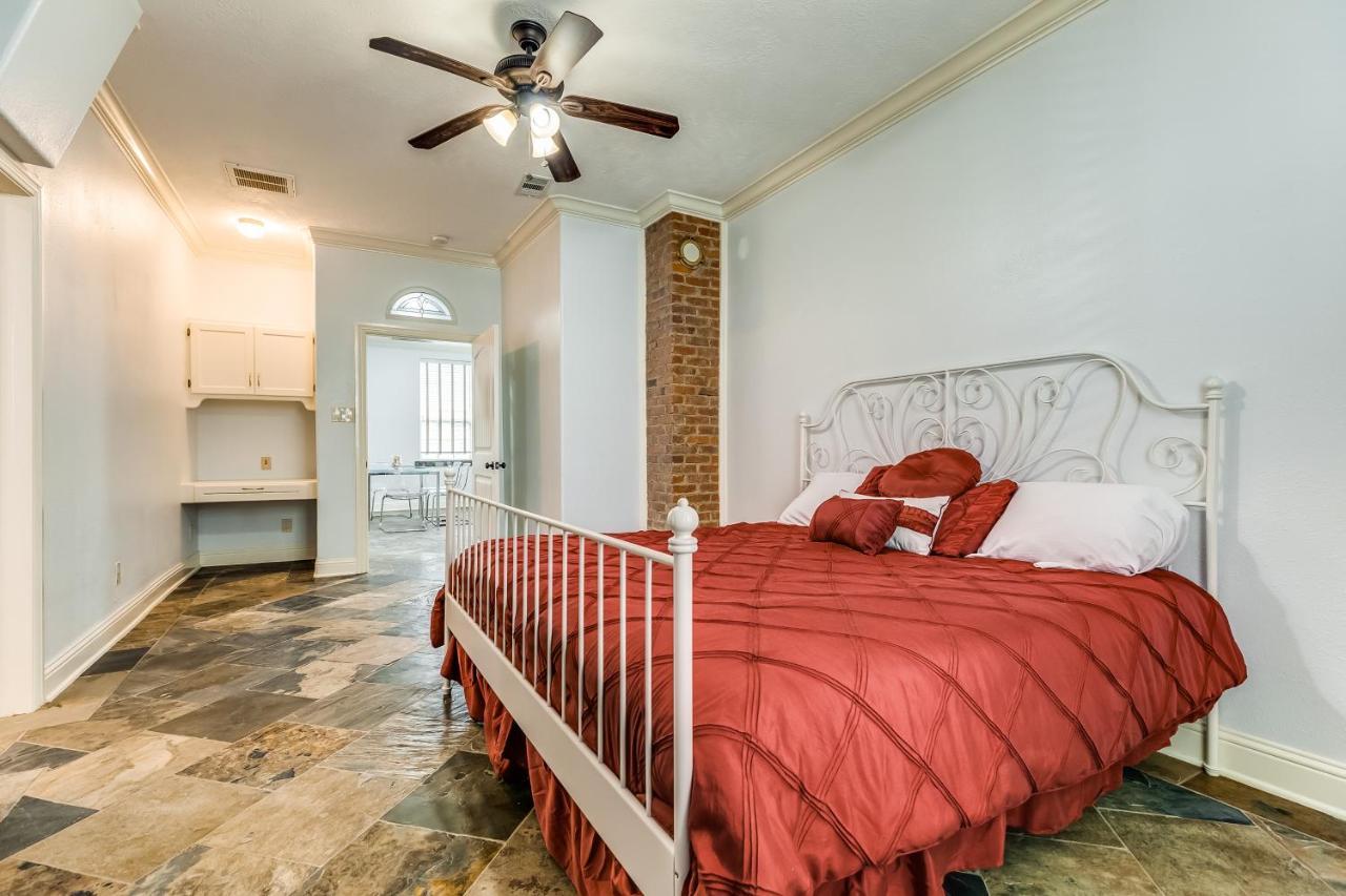 Sandcastle Retreat Galveston Exterior photo