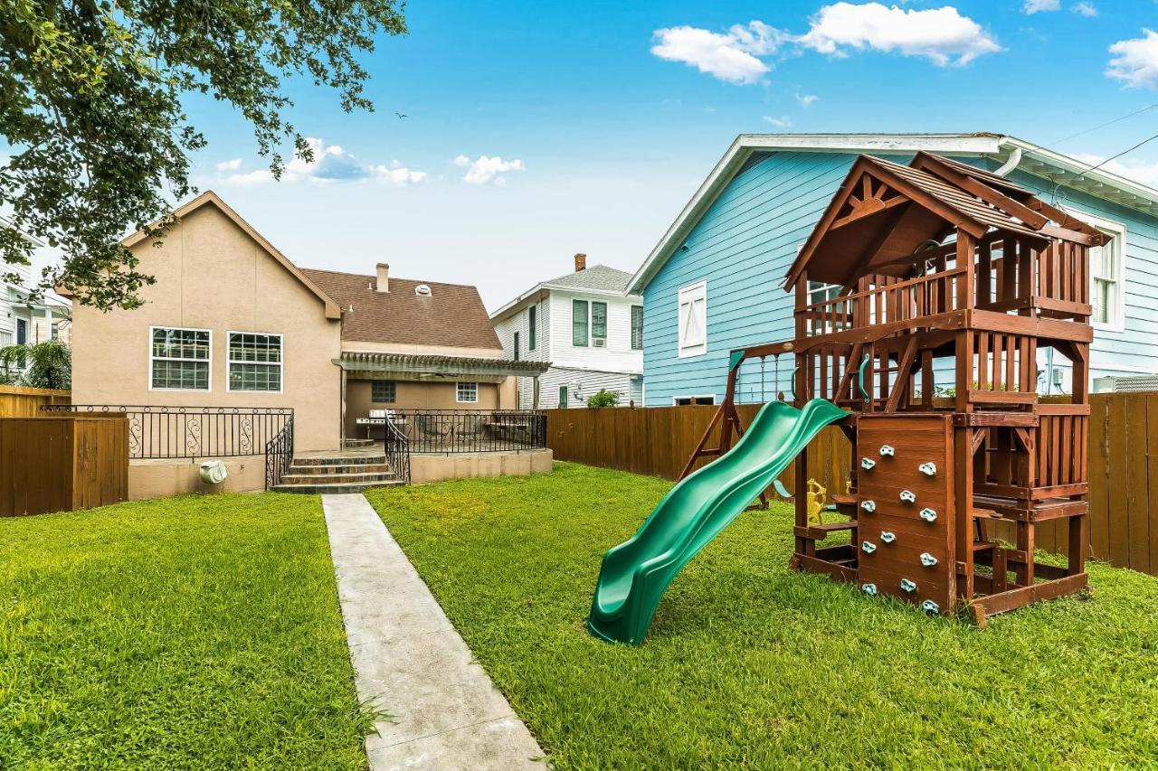 Sandcastle Retreat Galveston Exterior photo